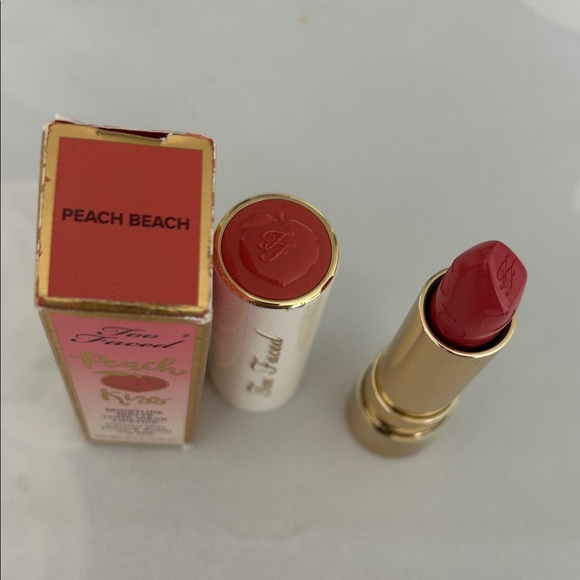 Too Faced Peach Kiss Lipstick - Vibrant Coral - Picture 4 of 8